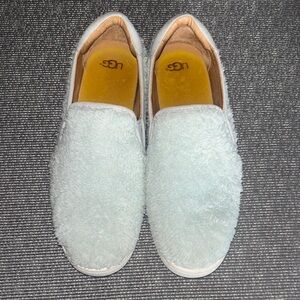 UGG Plush Cream Slip-On Shoes USA size 9